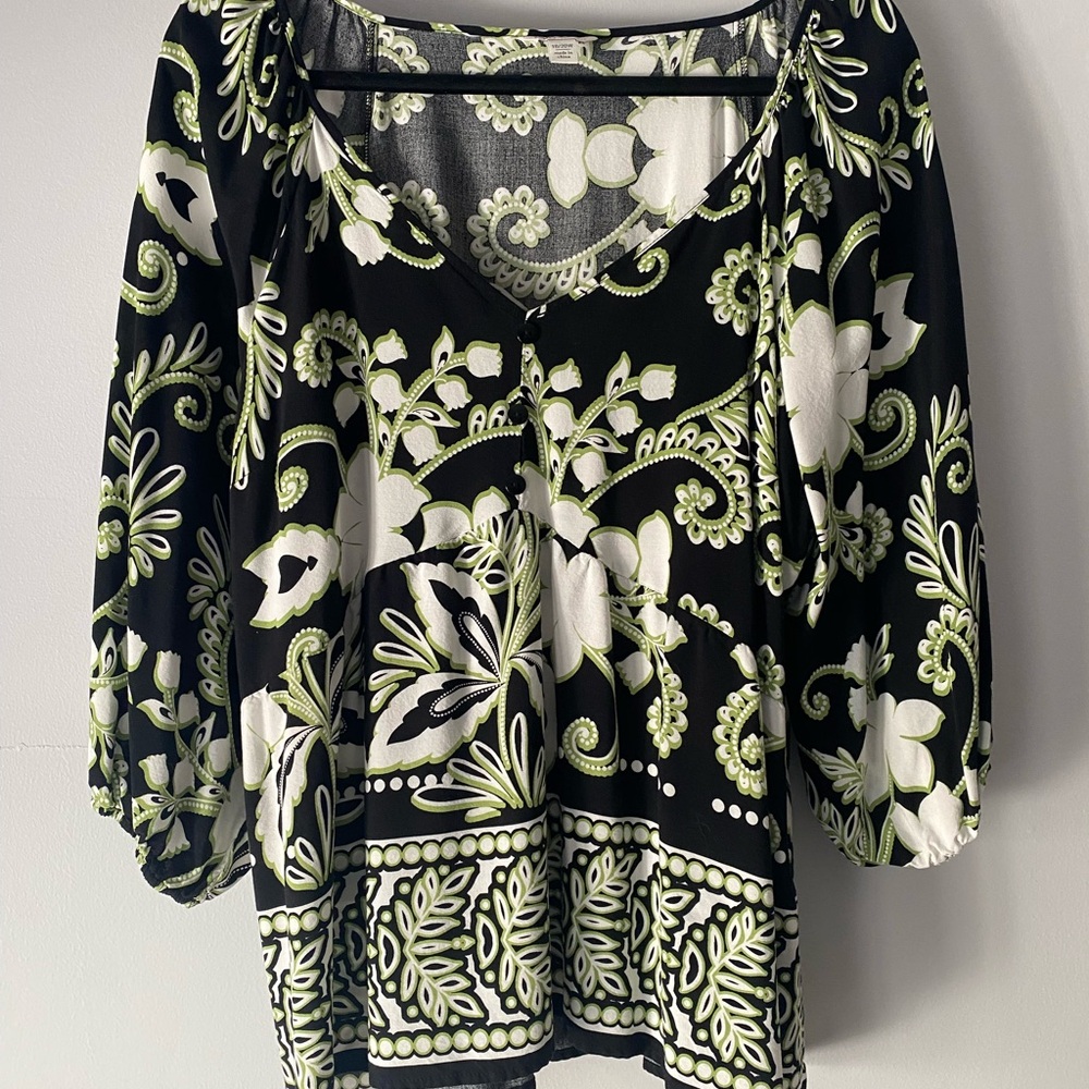 Cato Black Tunic Top with White and Light Green Floral Paisley Print